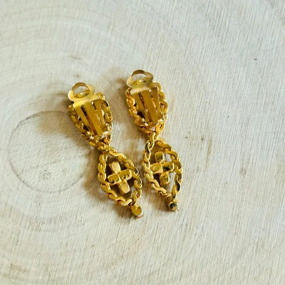 Regal Earrings VTG Blue robin egg rhinestone Gold Tone jeweled Clip dangle 2